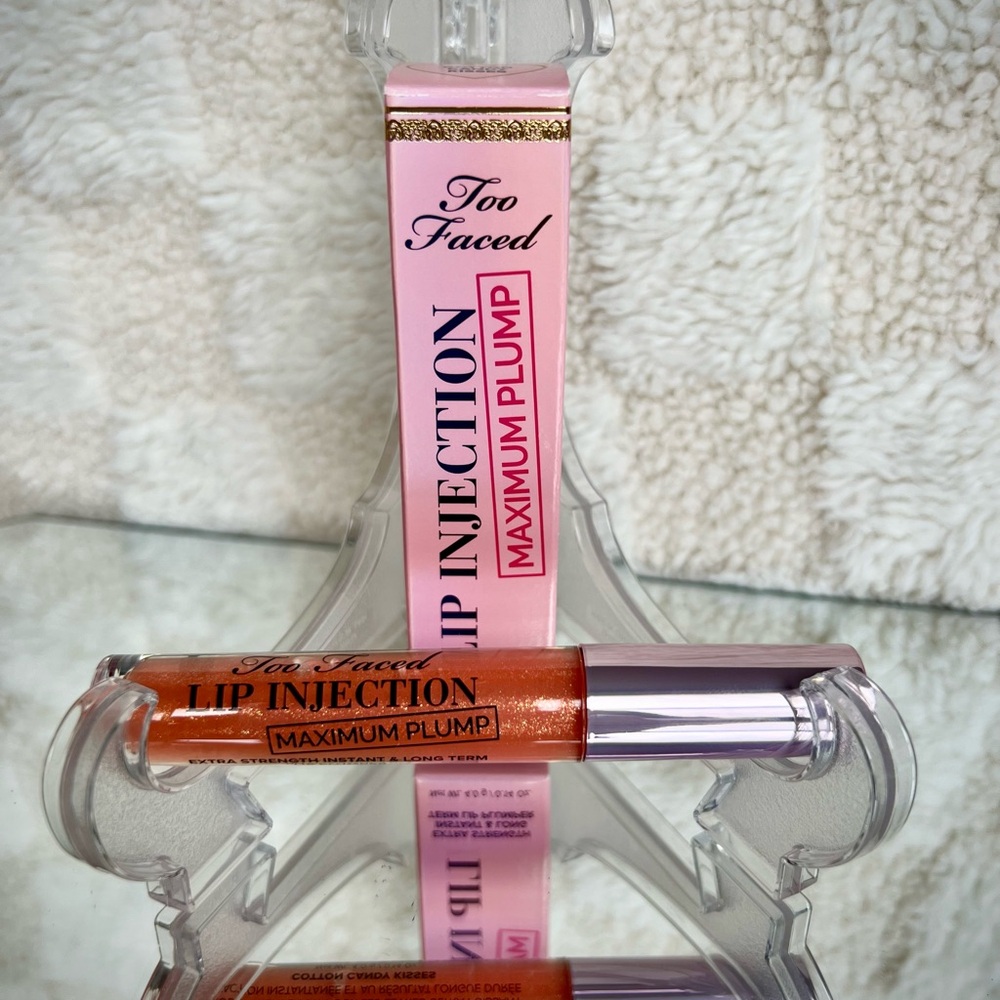 Too Faced Lip Injection Maximum Plump - cotton candy kisses